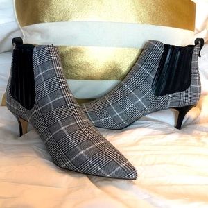 NY&C Patterned Booties